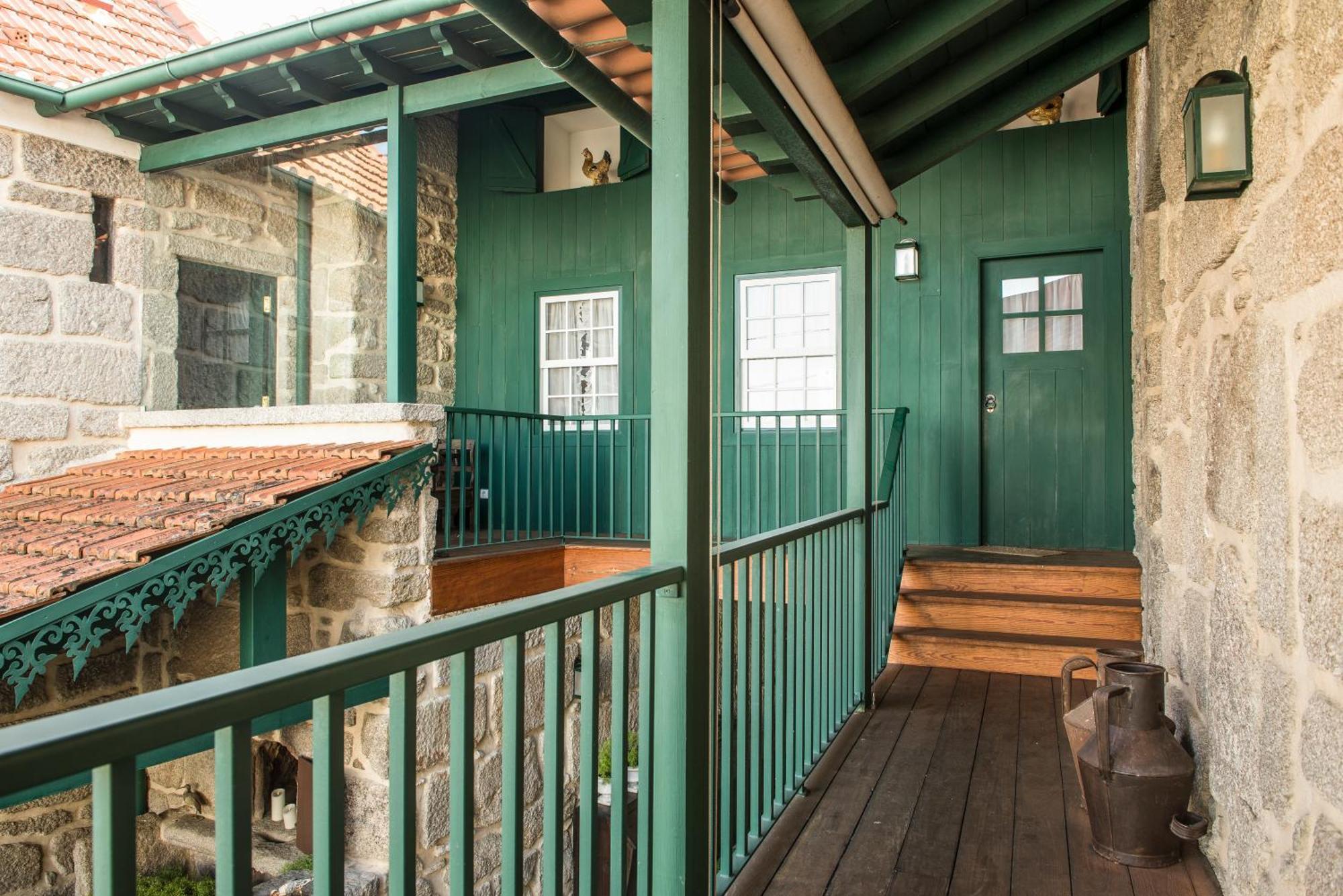 ホテル Casas Do Lupo ネーラス エクステリア 写真